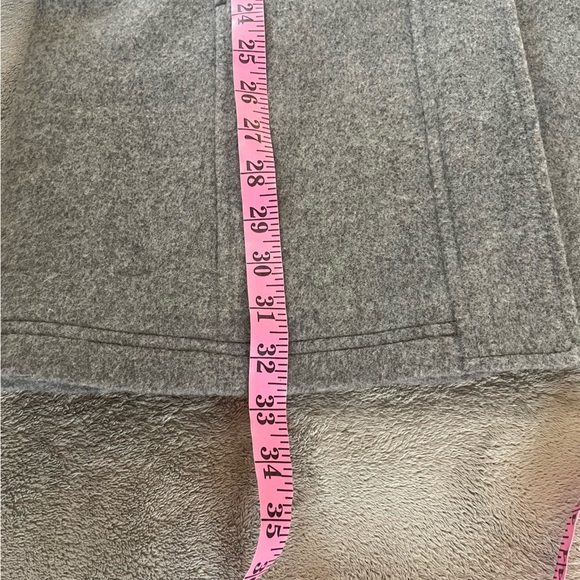 L.L. Bean Bellandi Wool Hooded Toggle Pea Coat Size 4 Petite Old Money Classic - Picture 7 of 8